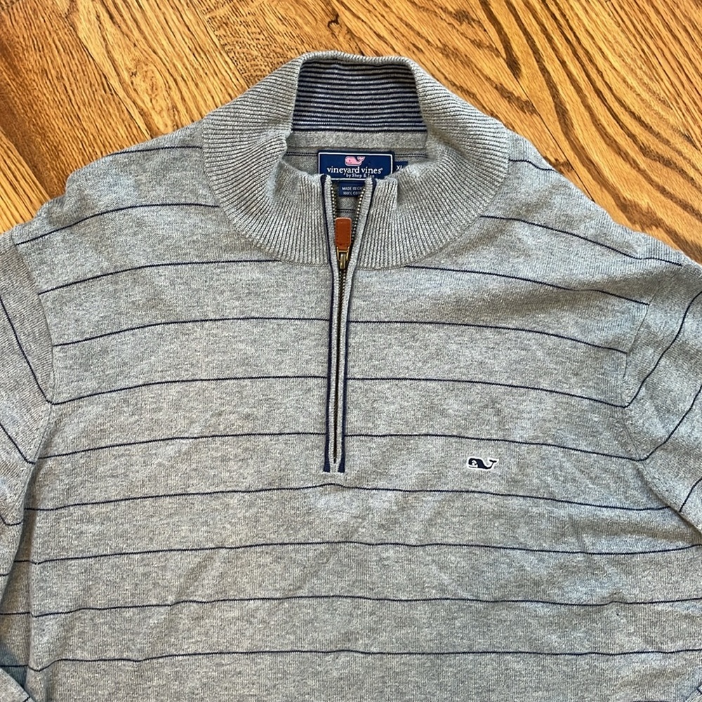 Men’s Vineyard Vines Quarter Zip Sweater. Size XL. Like New Condition. - Picture 3 of 11